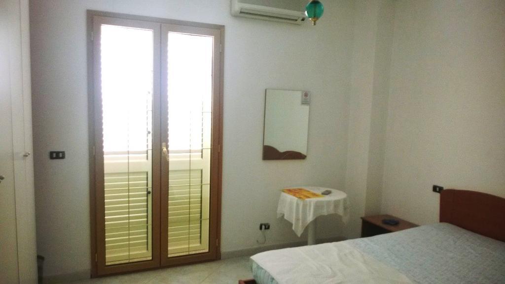 B&B Shalom Condofuri Marina Room photo